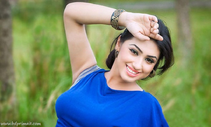 692px x 418px - Apu Biswas HD sexy hot photo collection and wallpaper download - AskUnion